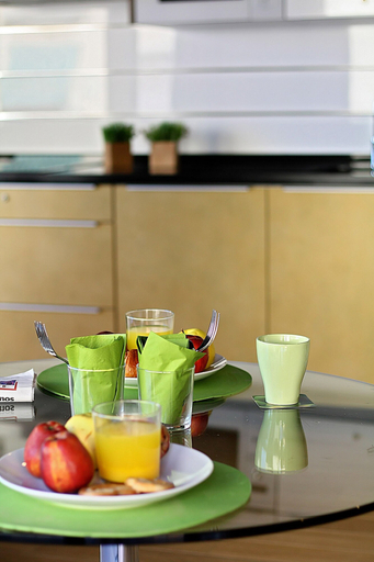 Food & Drinks, Apartamentos Suites Oficentro Deluxe, Málaga