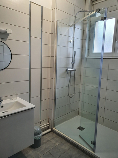 Bathroom 4, Côme Inn, Seine-Maritime