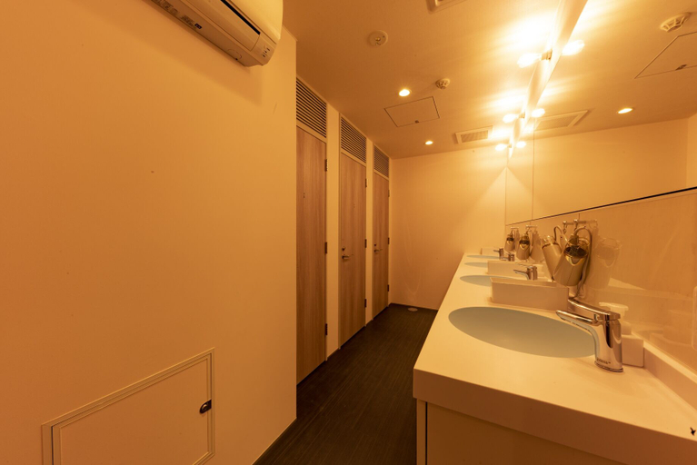 Bathroom 4, plat hostel keikyu sapporo ichiba, Sapporo