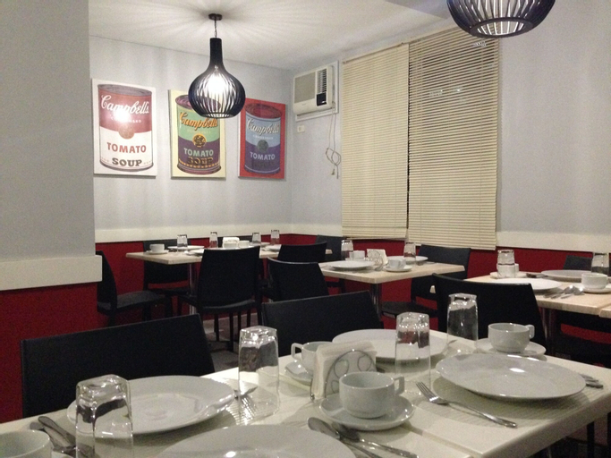 Food & Drinks 5, Leesons Residences, Manila City