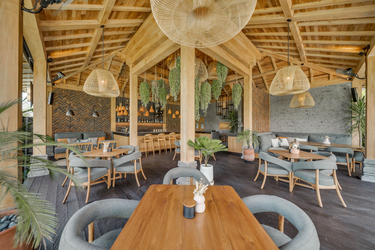 Food & Drinks 4, Desa Hay Canggu, Badung