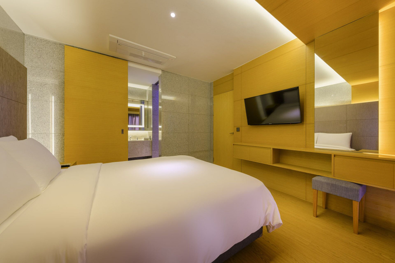 Bedroom 4, Stanford Hotel & Resort Jeju, Jeju