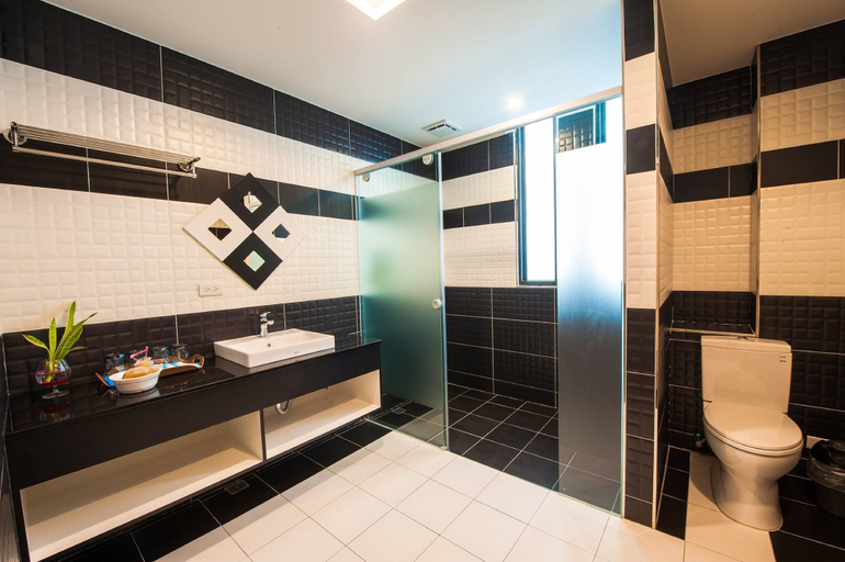 Bathroom 5, Xiang Xiang B&B, Penghu
