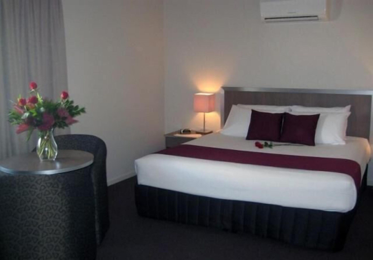 Bedroom 2, Johnson Road Motel, Browns Plains