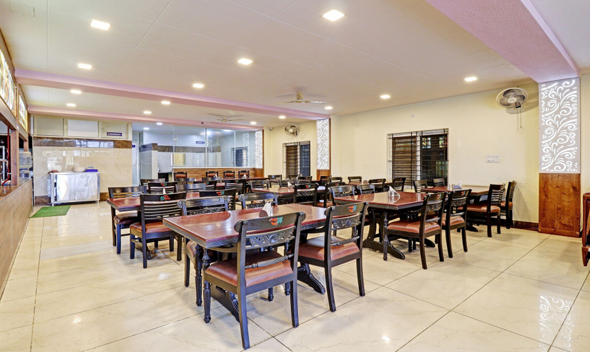 Food & Drinks 4, Treebo Skanda Suites, Ramanagara
