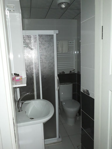 Bathroom 5, Ador Troia Hotel, Merkez