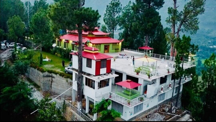 Exterior & Views 2, Pine Valley View, Zhob