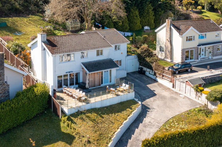 Exterior & Views 2, Am Byth - Luxury Cottage Sea Views, Pembrokeshire