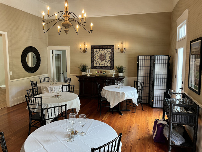 Food & Drinks 4, Liberty Hall Bed and Breakfast, Anderson