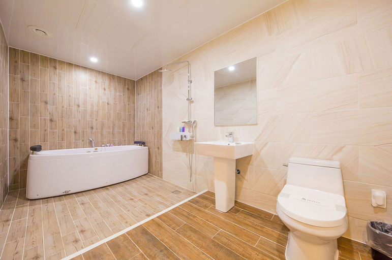 Bathroom 4, S Hotel Suncheon, Suncheon