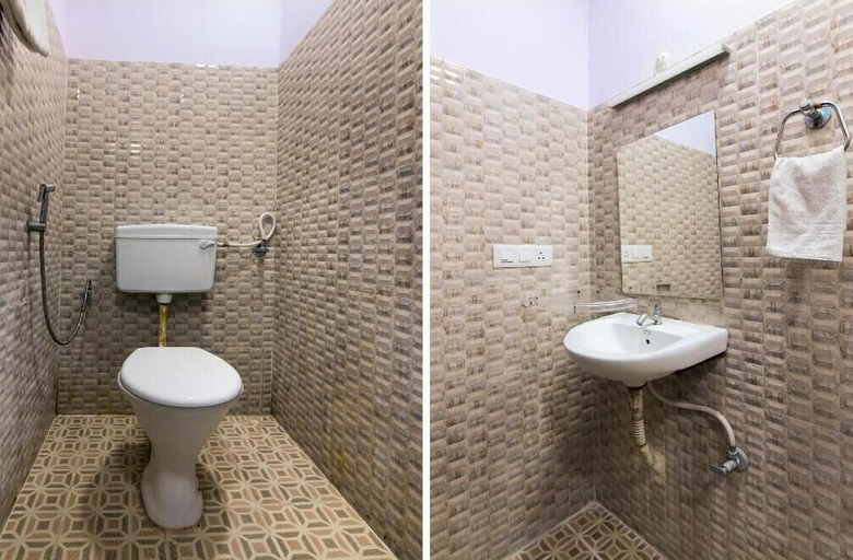 Bathroom 4, The Aroma Resort, South Andaman