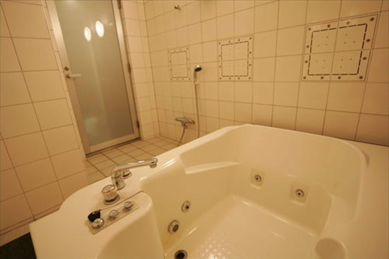 Bathroom 5, Green Rich Hotel Nishitetsu Ohashi Ekimae, Fukuoka
