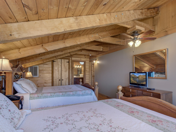 Bedroom 3, Driftwood, Jefferson