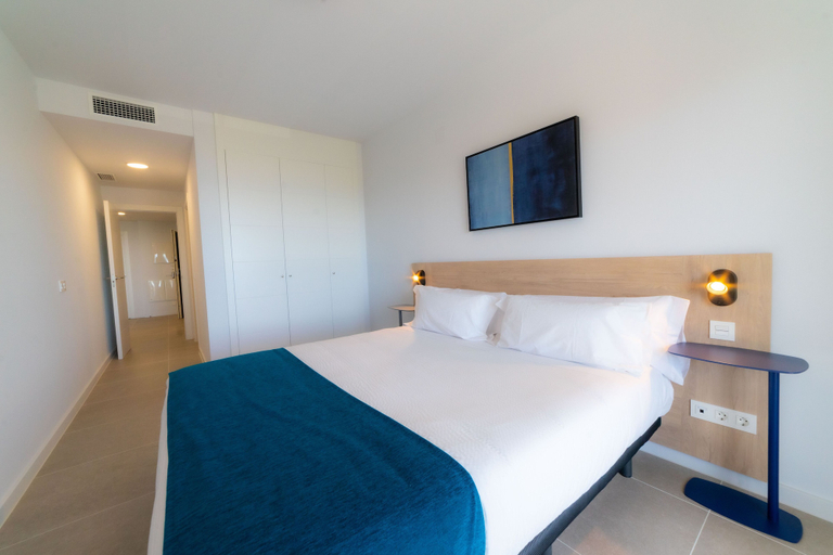 Bedroom 4, Aqua Apartments Bellamar Marbella, Málaga