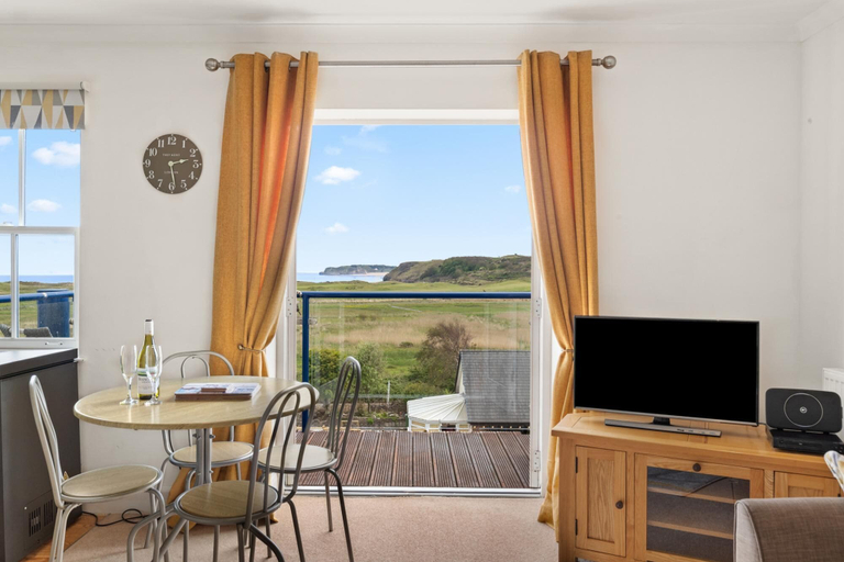 Others 5, Surf Deck - Lovely Apartment Spectacular Coastal Views Short Walk to Beach, Pembrokeshire