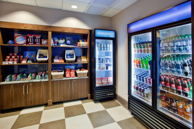 Food & Drinks 5, Hampton Inn & Suites Chapel Hill-Carrboro/Downtown, Orange