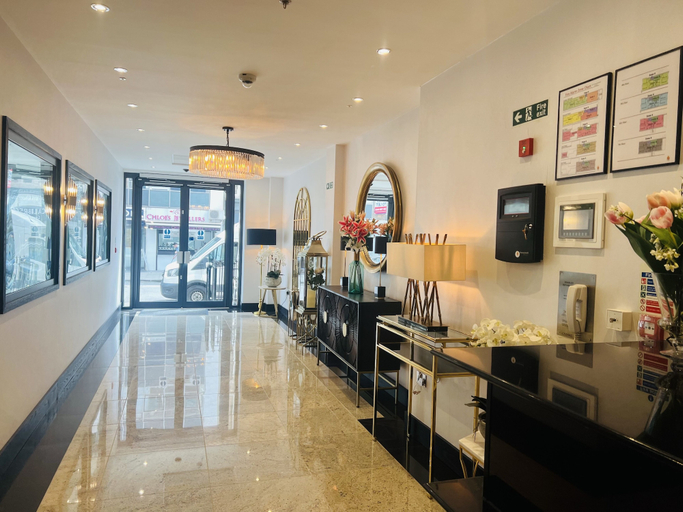Food & Drinks 5, Hatton Garden Hotel, London