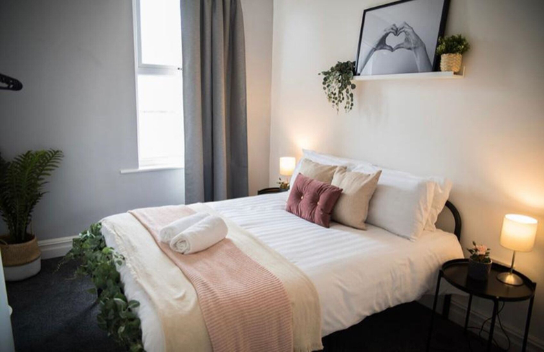 Bedroom 2, Buchanan House Sasco Apartments, Blackpool