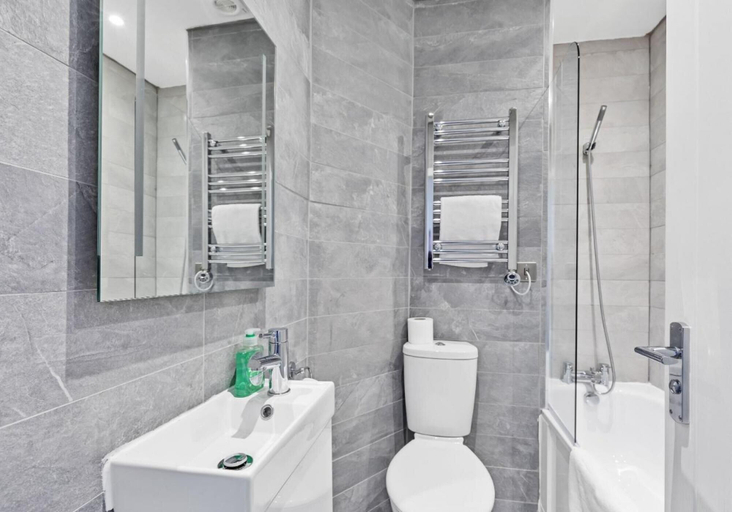 Bathroom, Right On Bright On Apartment 1F - City Centre Luxury Apartments, Brighton and Hove
