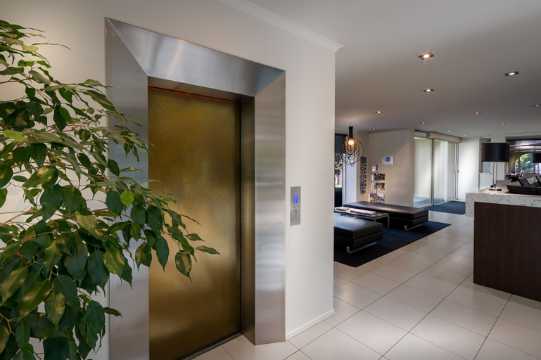 Best Western Plus Travel Inn Hotel, Melbourne