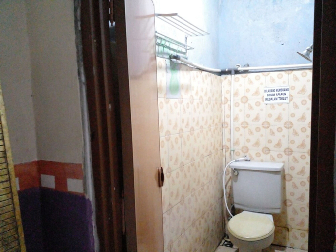 Bathroom 5, Hotel Alifah 1, Tangerang