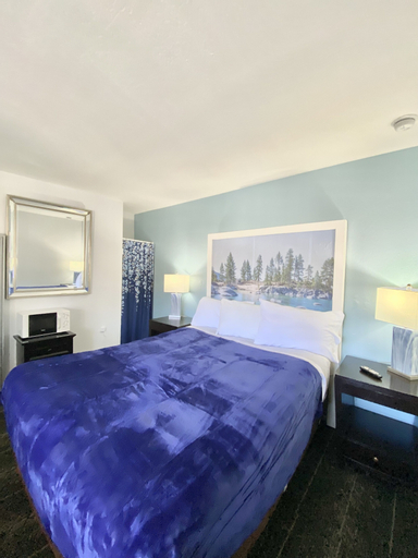 Bedroom 3, Bluebird Day Inn & Suites, El Dorado