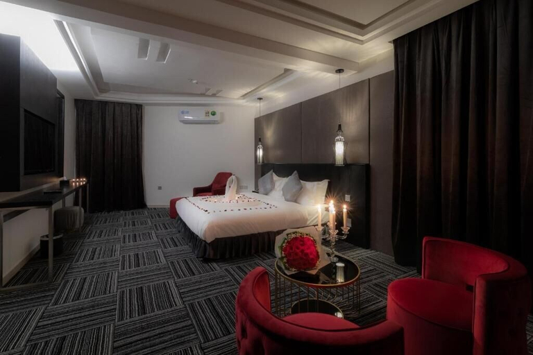 Bedroom 3, South Hotel Suites