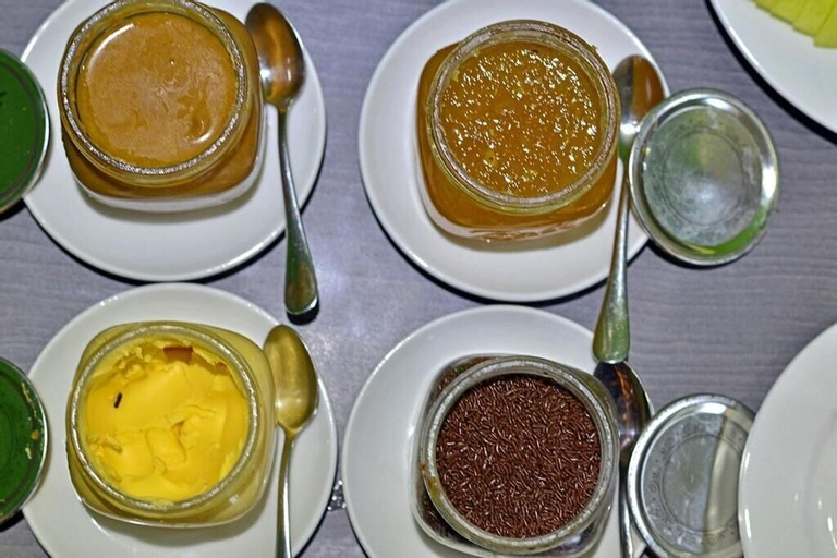 Food & Drinks 11