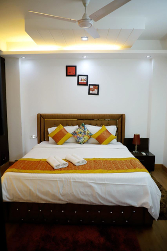 Bedroom 2, Fortune Home Service Apartment 3BHK, J-150, Delhi