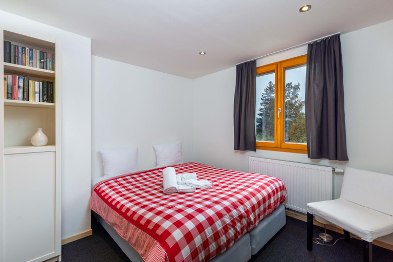 Others 4, Chalet Nicolas, Martigny