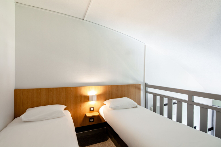 Bedroom 4, B&B HOTEL Paris Roissy CDG Aéroport, Val-d'Oise