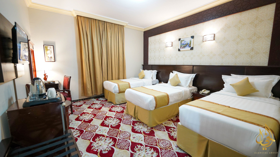 Bedroom 2, Al Kiram Hotel, Makkah