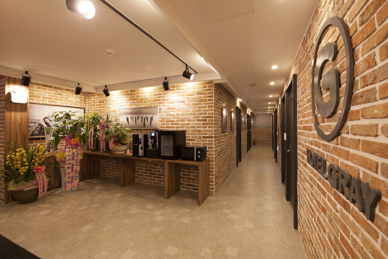 Others 5, Hotel Gray, Changwon