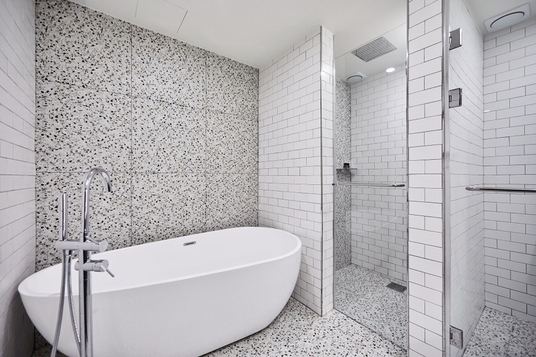Bathroom 5, Hotel Intro, Haeundae