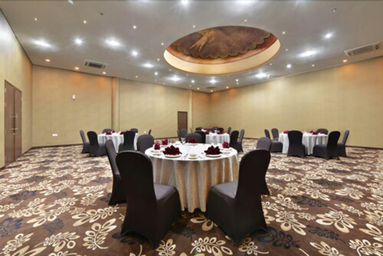 Business Facilities