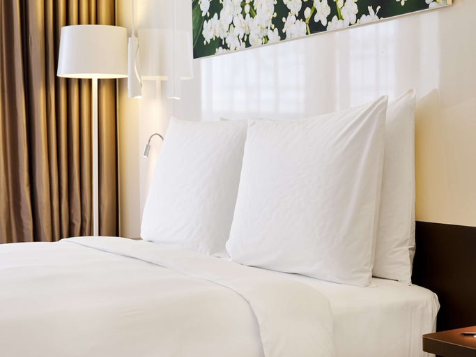 Bedroom 3, Radisson Blu Hotel & Convention Centre, Kigali, Gasabo
