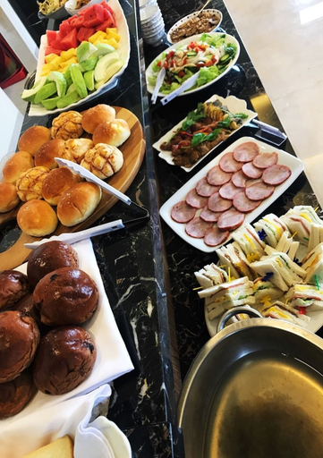 Food & Drinks 5, Hola sea view B&B, Hualien
