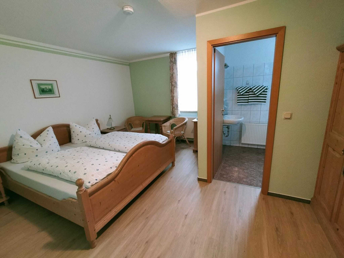 Bedroom 3, Pension Breitenborn, Hildburghausen