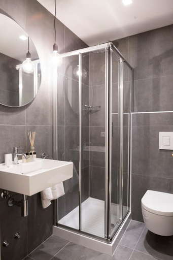 Bathroom 4, Trieste 411 e Trieste 411 II (Rooms & Apartments), Trieste