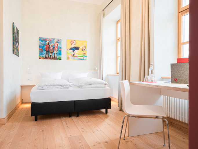 Bedroom 2, Post Berching, Neumarkt in der Oberpfalz