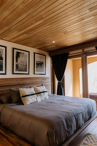Bedroom 3, Nossa Hotel, Dist. Pochutla