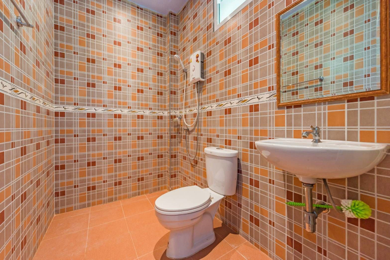 Bathroom 3, Rat Villa, Phuket Island