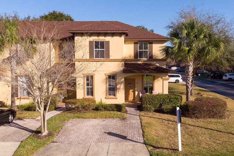 Exterior & Views 2, Mickey Mouse Cluff House, Polk