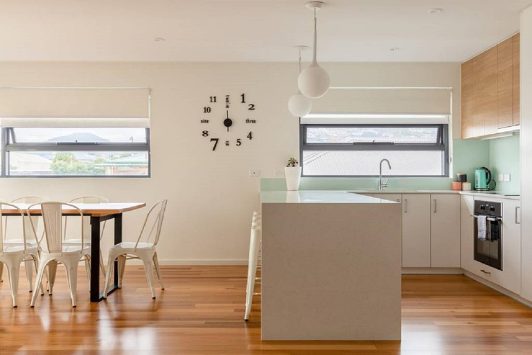 Others 5, Kangaroo Bay Apartments, Clarence