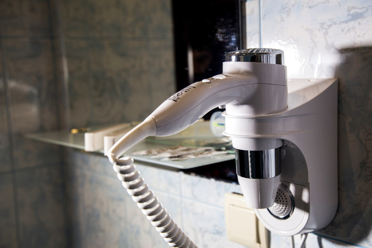 Bathroom 3, City Life Hotel, Central