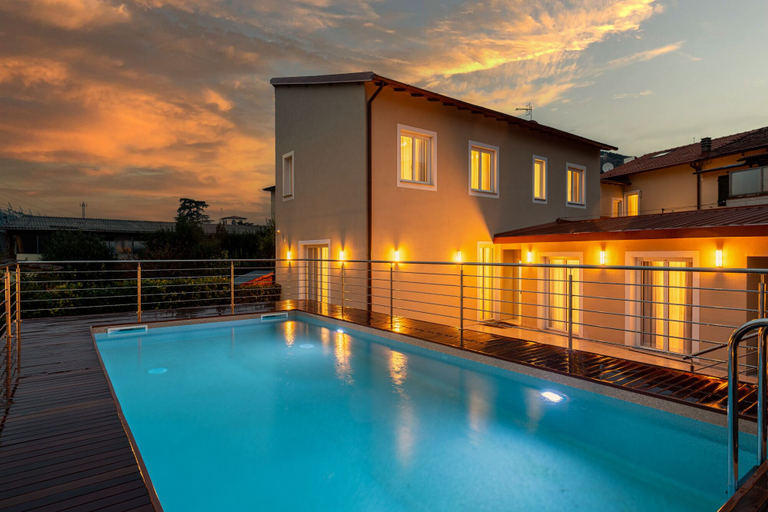Sport & Beauty 2, PETIT HOTEL, Prato
