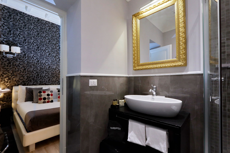 Bathroom 5, Sistina Twentythree Luxury Rooms, Rome