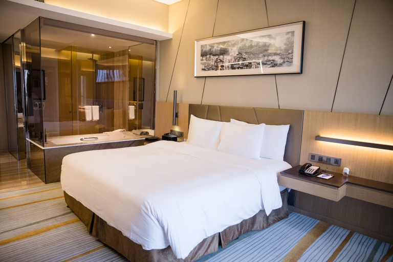Bedroom 3, Radisson Blu Shanghai Pudong Jinqiao, Shanghai