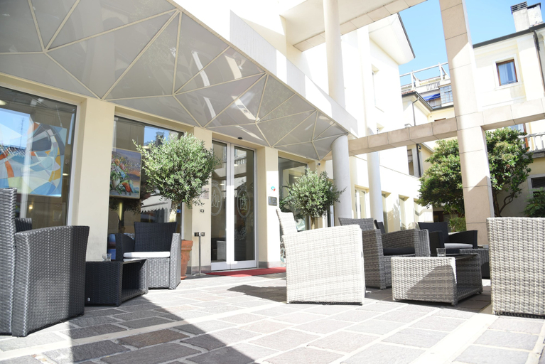 Exterior & Views 2, Hotel Duca d'Aosta, Treviso