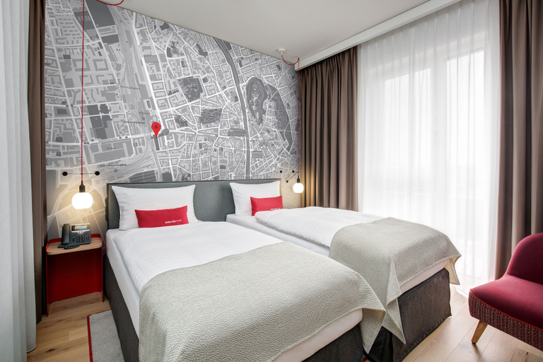 Bedroom 3, IntercityHotel Graz, Graz